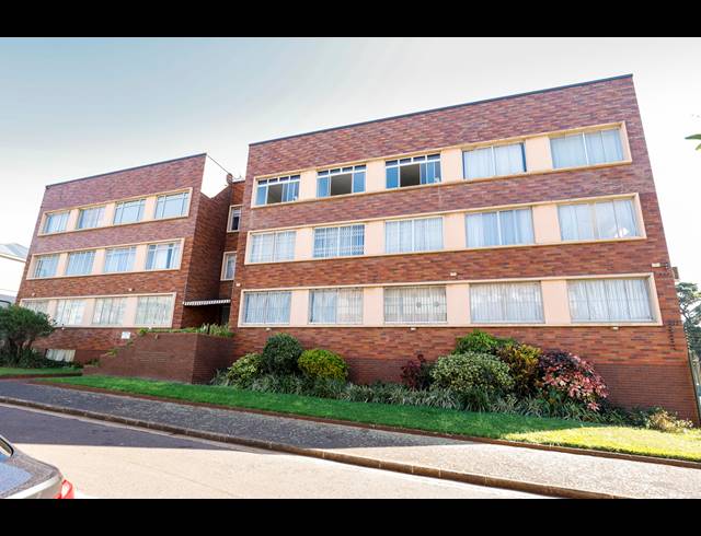 3 BEDROOM APARTMENT FOR SALE IN WINDERMERE